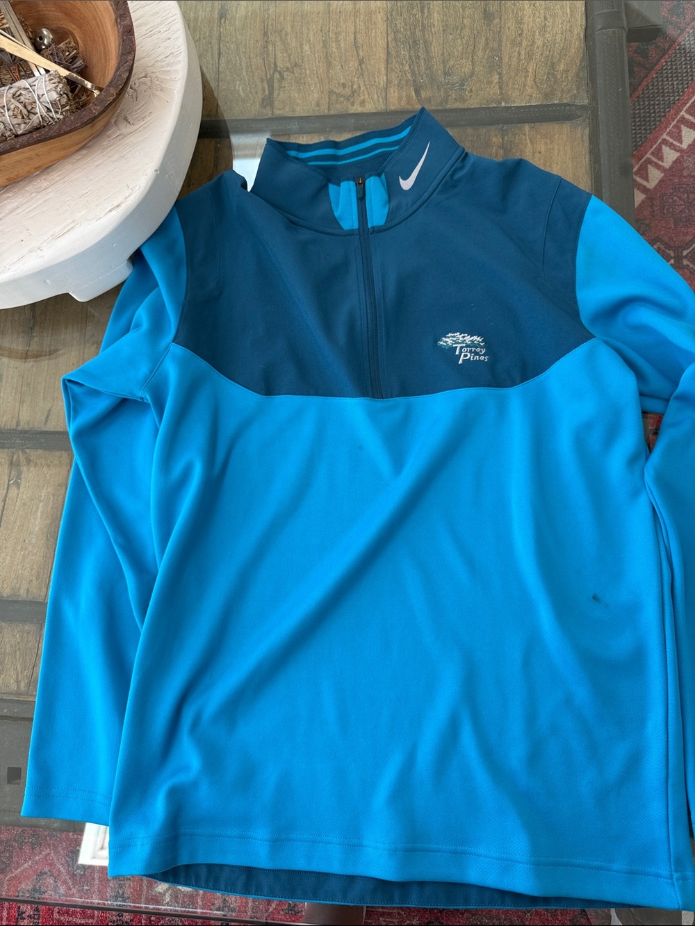 Nike Men’s Two-Tone Blue Quarter-Zip Swim Rash Guard